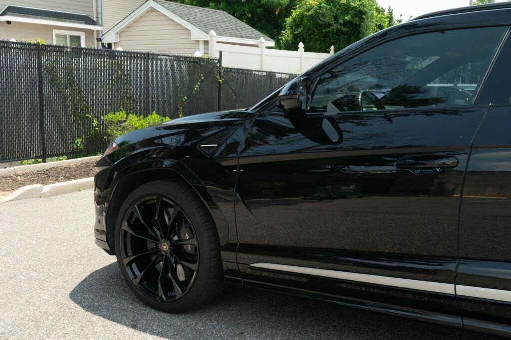 2020 Lamborghini Urus - Image 31 of 31