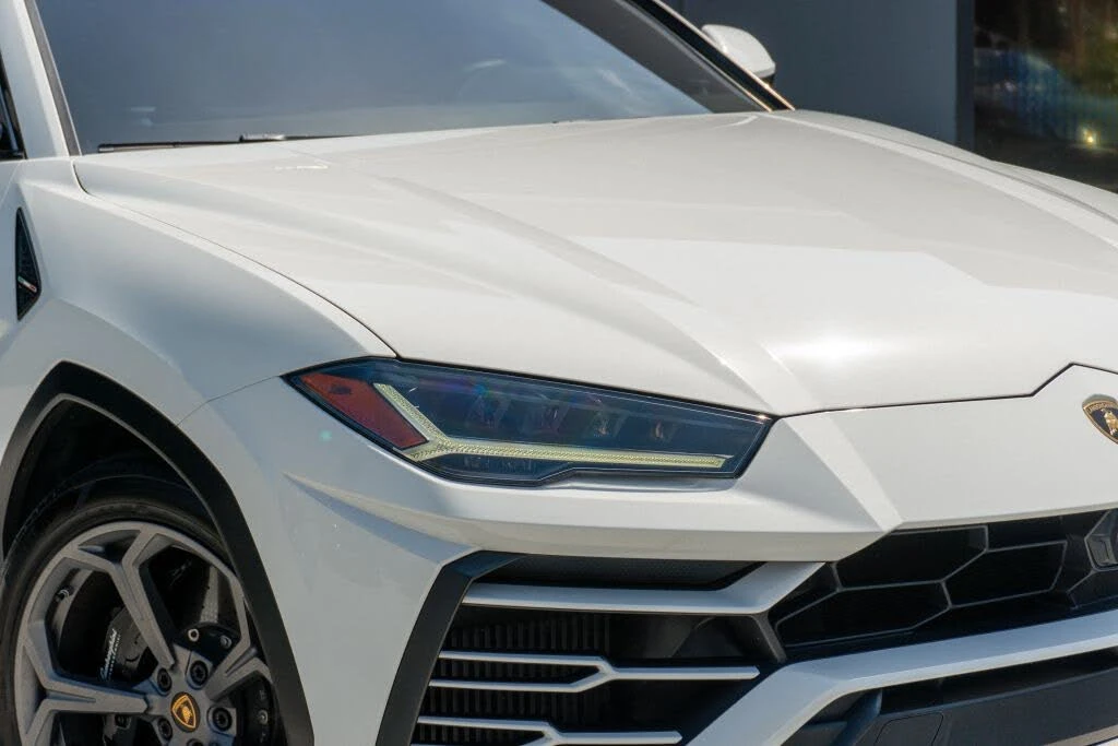 2020 Lamborghini Urus - Image 27 of 31