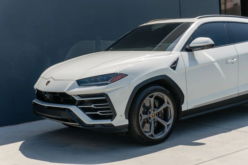 2020 Lamborghini Urus - Image 12 of 31