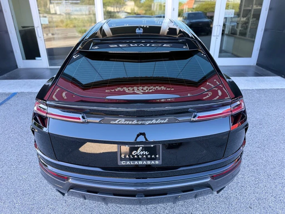 2020 Lamborghini Urus - Image 17 of 31