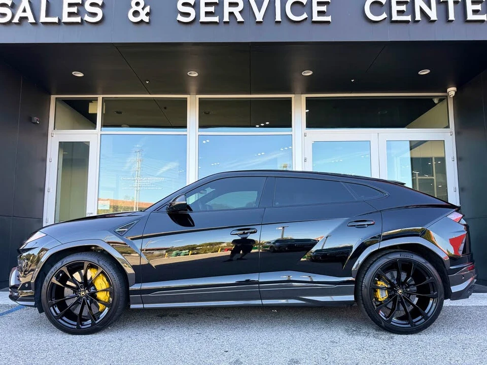 2020 Lamborghini Urus - Image 11 of 31