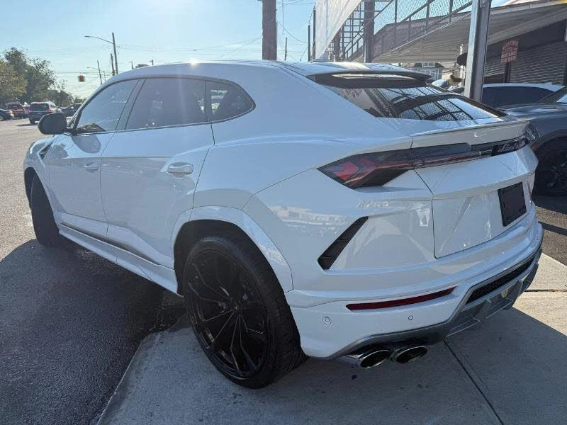 2020 Lamborghini Urus - Image 3 of 29