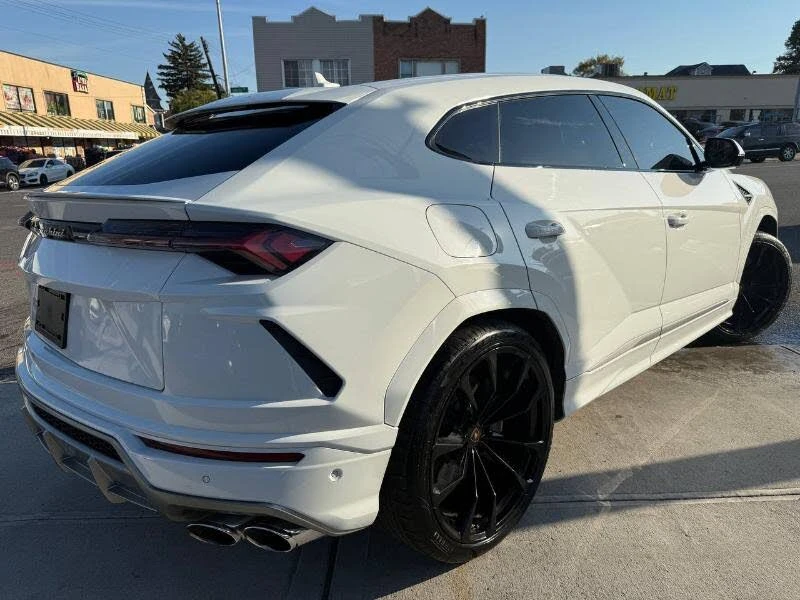 2020 Lamborghini Urus - Image 18 of 29