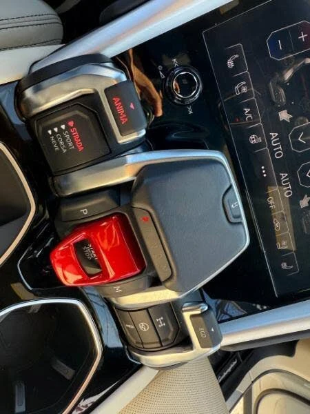 2020 Lamborghini Urus - Image 29 of 29