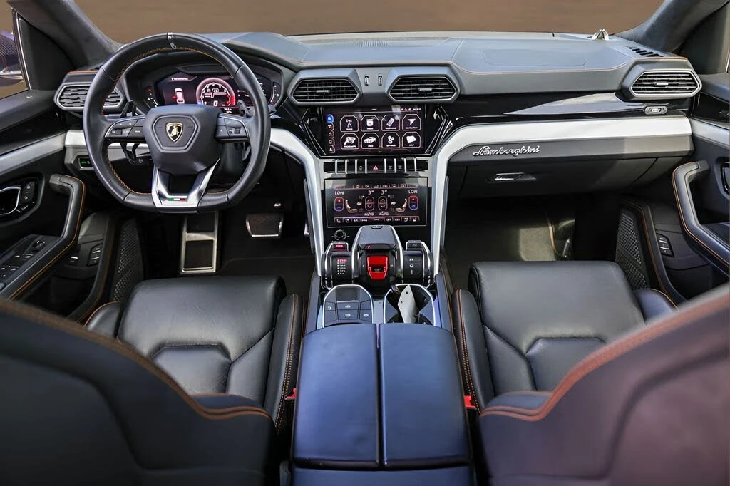 2020 Lamborghini Urus - Image 29 of 31