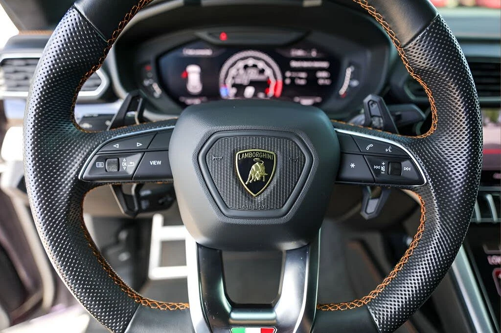 2020 Lamborghini Urus - Image 12 of 31
