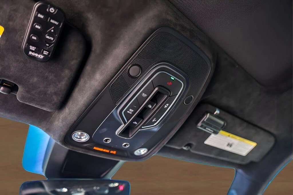 2020 Lamborghini Urus - Image 23 of 31
