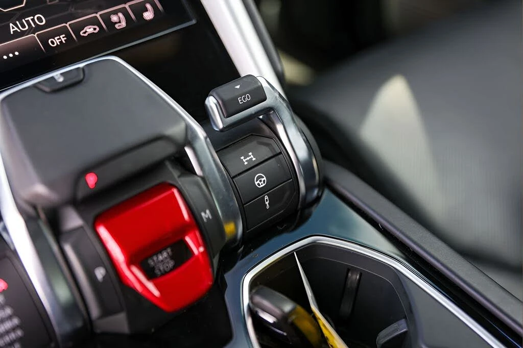 2020 Lamborghini Urus - Image 21 of 31