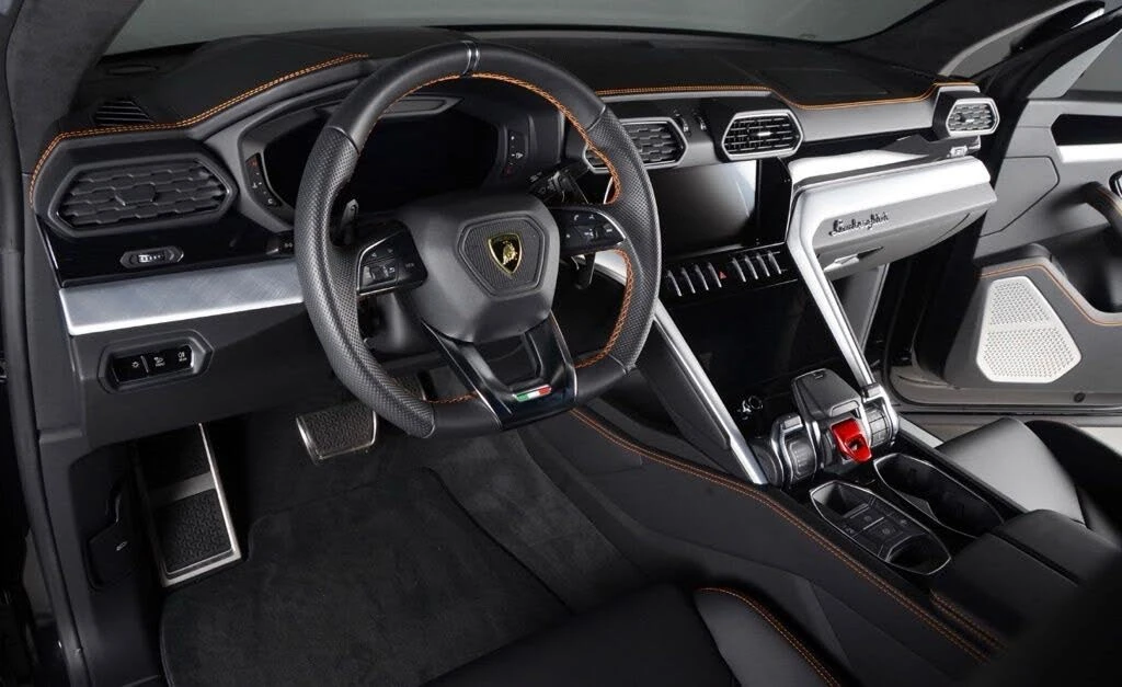 2020 Lamborghini Urus - Image 8 of 11
