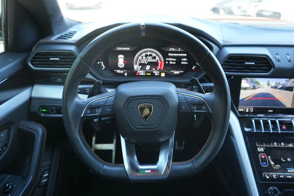 2020 Lamborghini Urus - Image 21 of 28