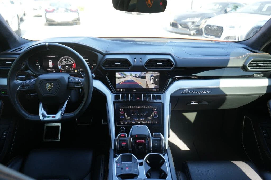 2020 Lamborghini Urus - Image 22 of 28