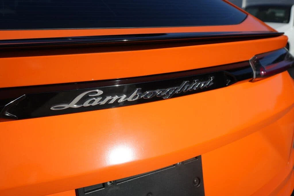 2020 Lamborghini Urus - Image 14 of 28