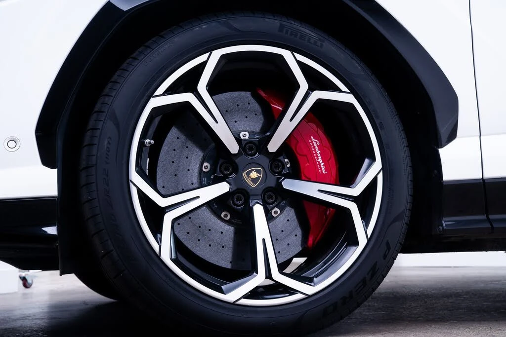 2020 Lamborghini Urus - Image 8 of 29