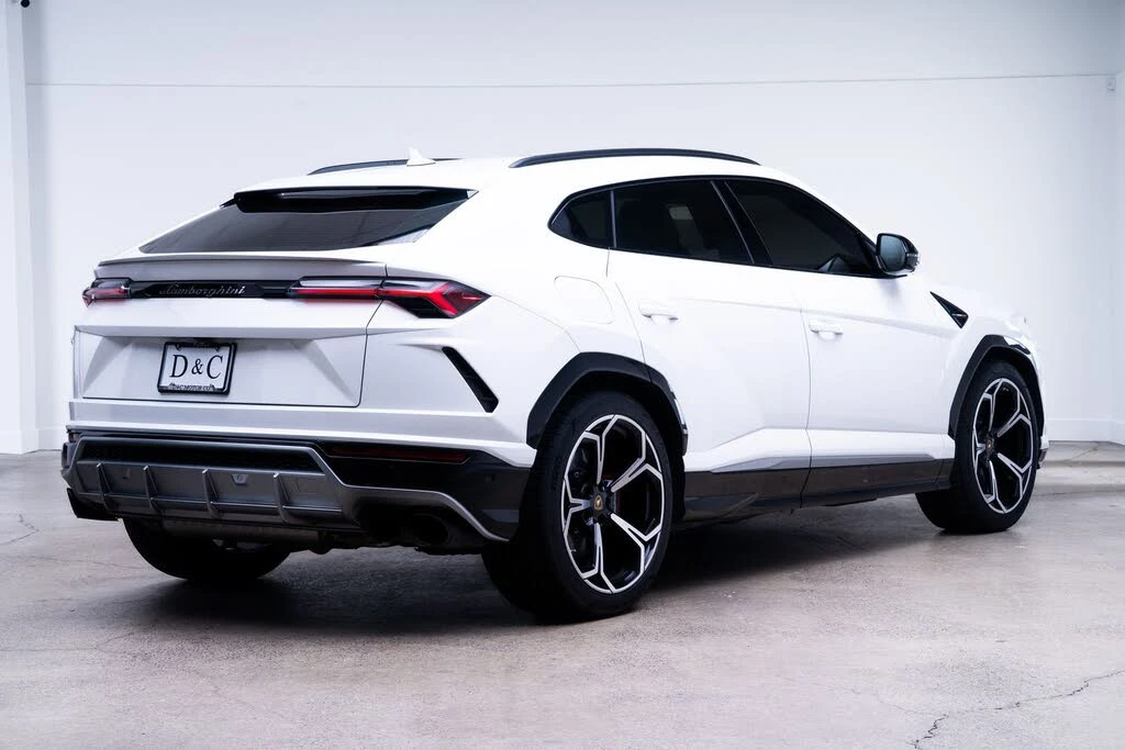 2020 Lamborghini Urus - Image 7 of 29