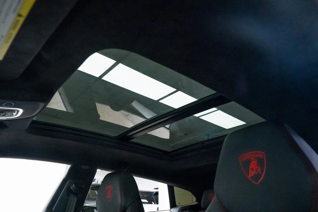 2020 Lamborghini Urus - Image 18 of 29