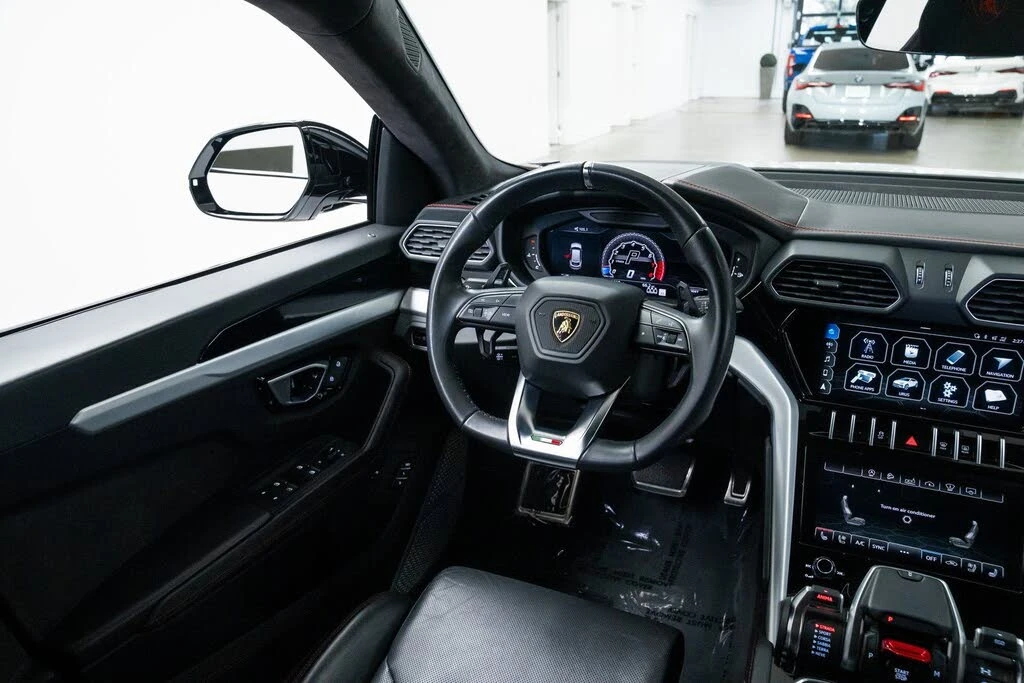 2020 Lamborghini Urus - Image 11 of 29