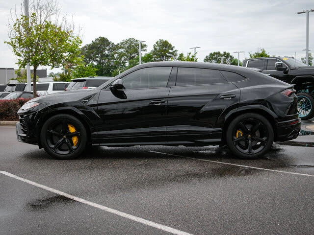 2020 Lamborghini Urus - Image 7 of 31