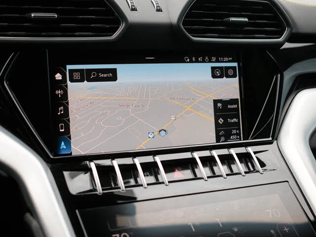 2020 Lamborghini Urus - Image 25 of 31
