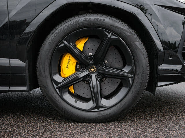 2020 Lamborghini Urus - Image 11 of 31