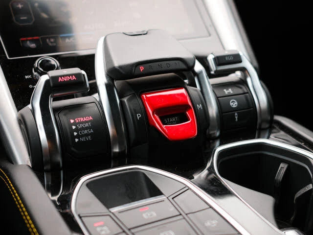 2020 Lamborghini Urus - Image 27 of 31