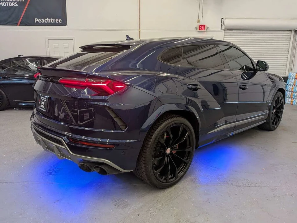 2020 Lamborghini Urus - Image 5 of 6