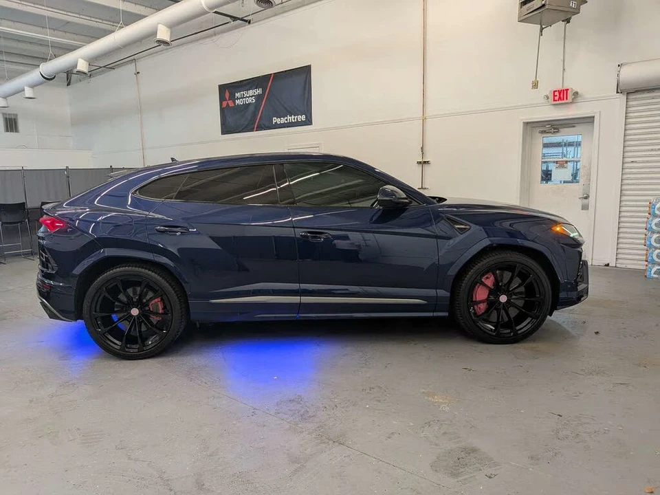 2020 Lamborghini Urus - Image 3 of 6