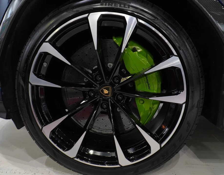 2020 Lamborghini Urus - Image 27 of 27