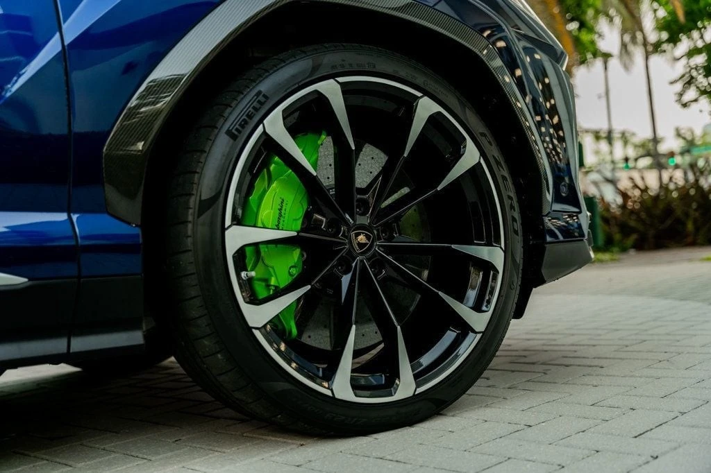 2020 Lamborghini Urus - Image 19 of 21