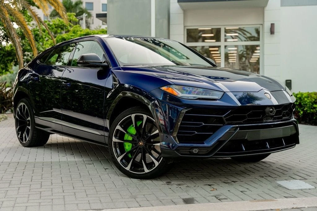 2020 Lamborghini Urus - Image 2 of 21