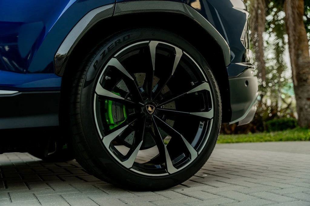 2020 Lamborghini Urus - Image 18 of 21