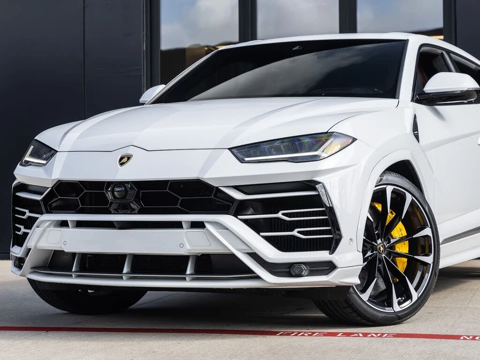 2020 Lamborghini Urus - Image 3 of 31
