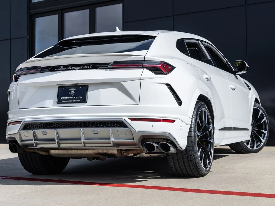 2020 Lamborghini Urus - Image 8 of 31