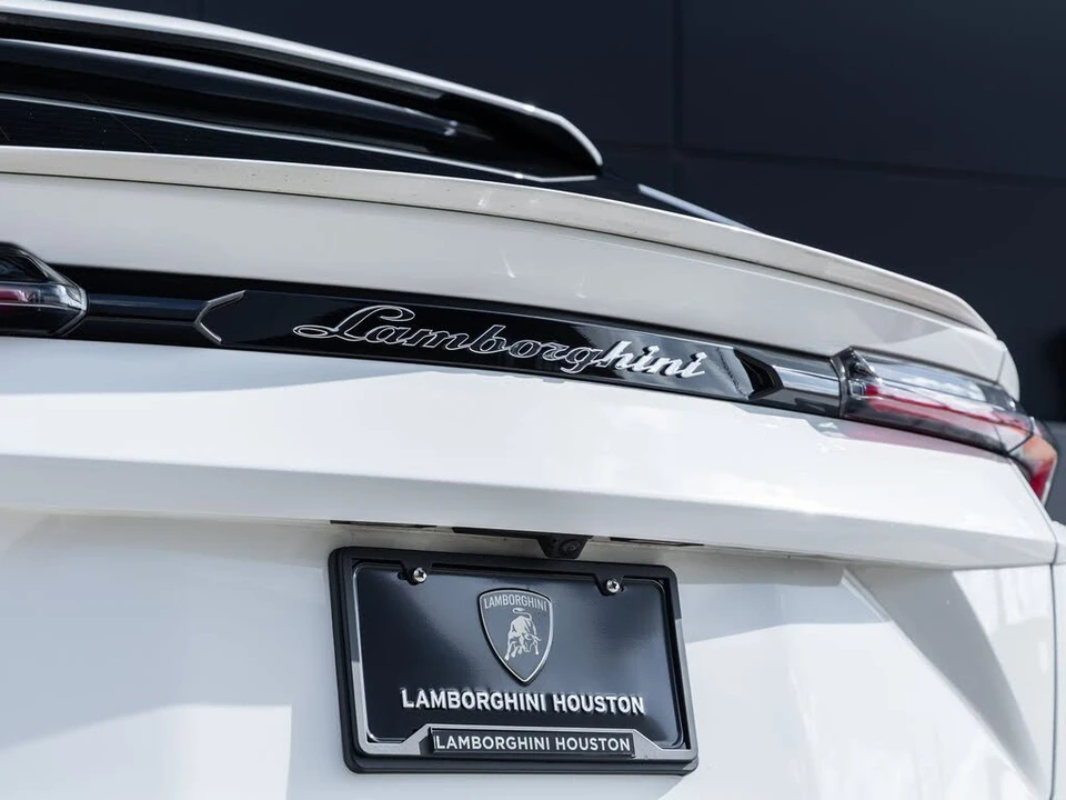 2020 Lamborghini Urus - Image 12 of 31