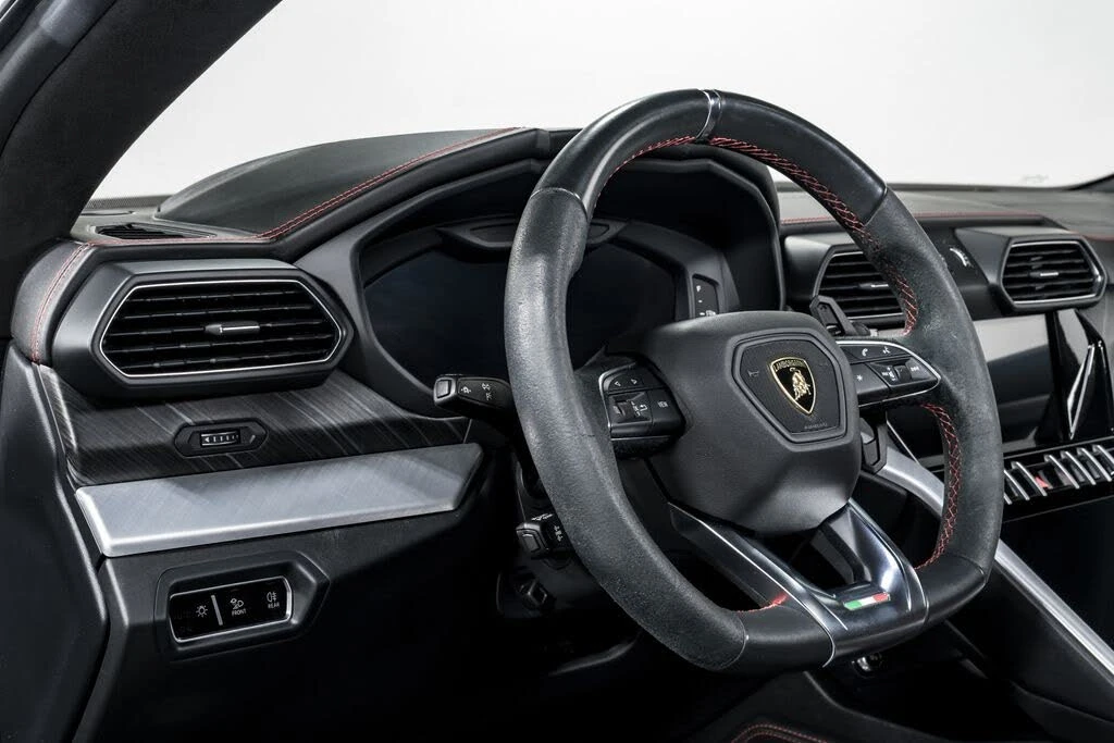 2020 Lamborghini Urus - Image 14 of 31