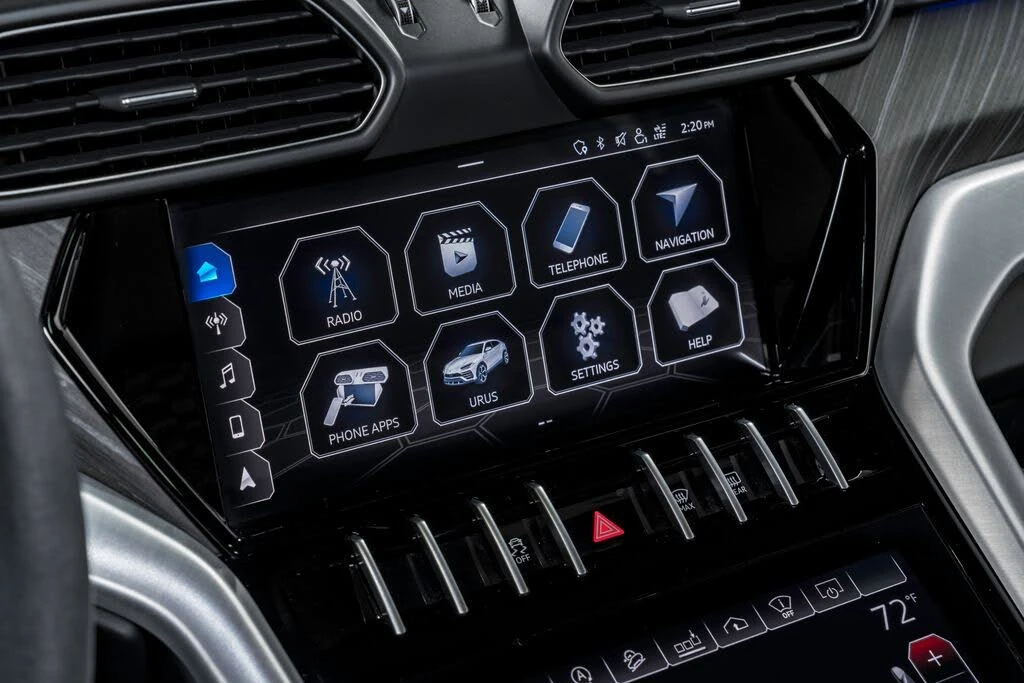 2020 Lamborghini Urus - Image 24 of 31