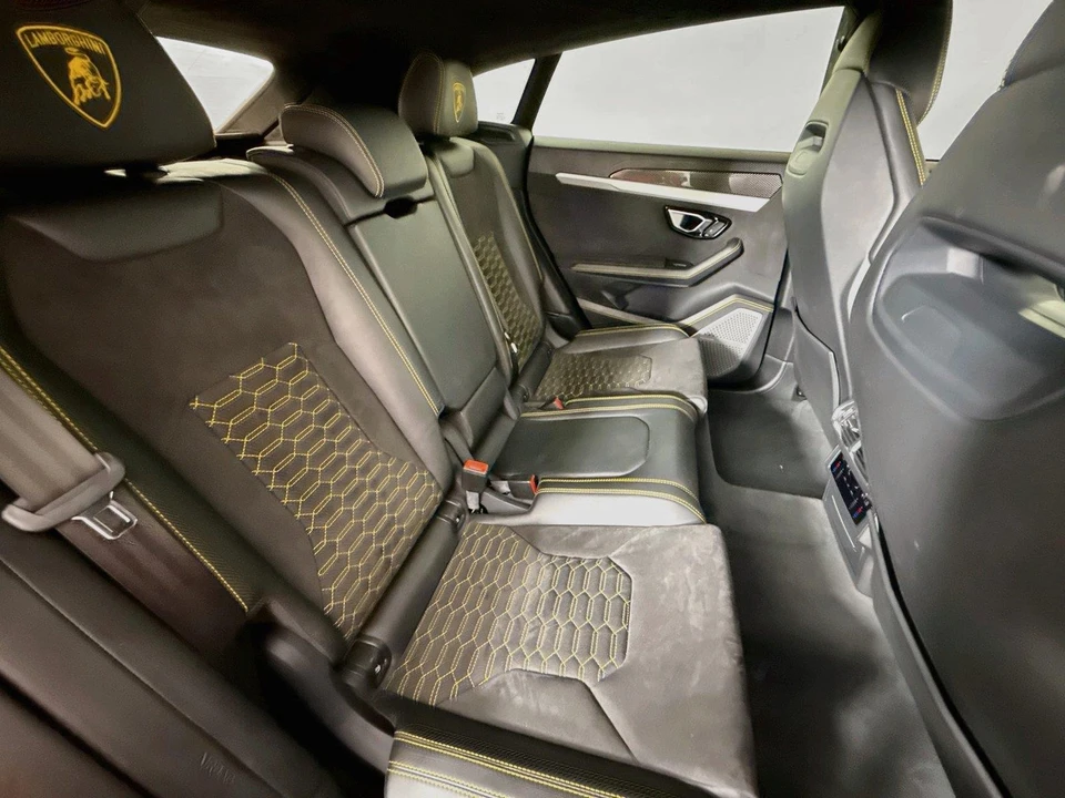 2020 Lamborghini Urus - Image 29 of 31