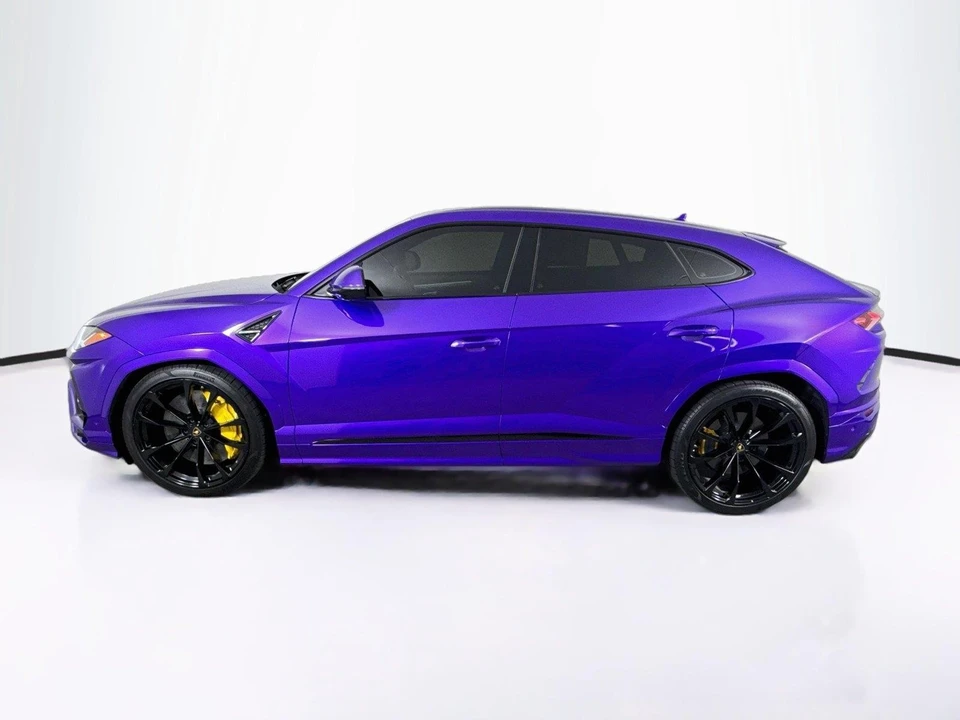 2020 Lamborghini Urus - Image 2 of 31