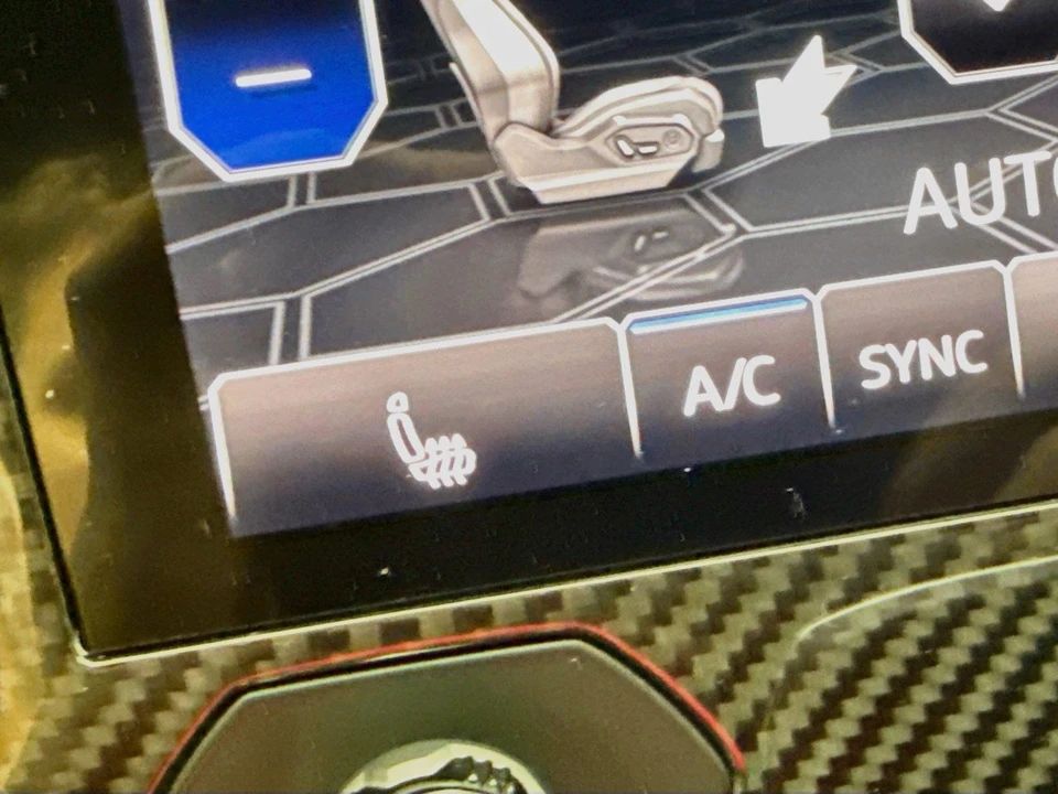 2020 Lamborghini Urus - Image 19 of 31