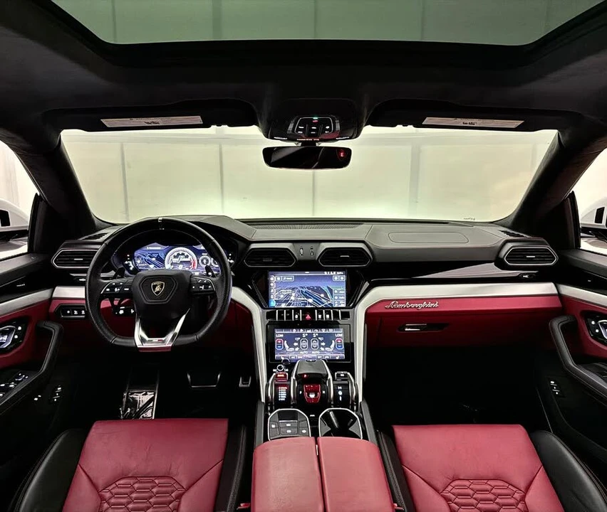 2020 Lamborghini Urus - Image 28 of 31