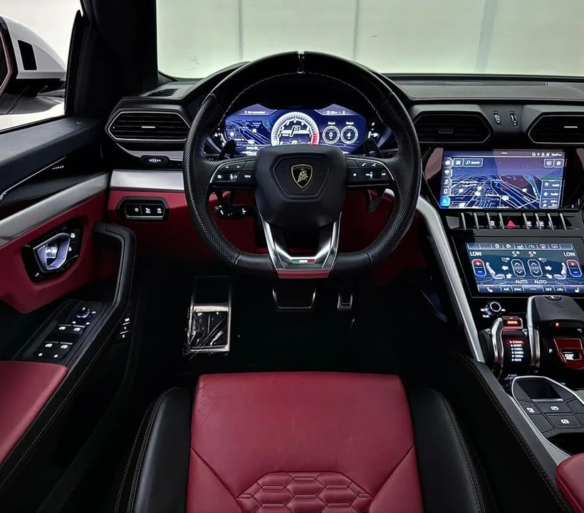 2020 Lamborghini Urus - Image 31 of 31