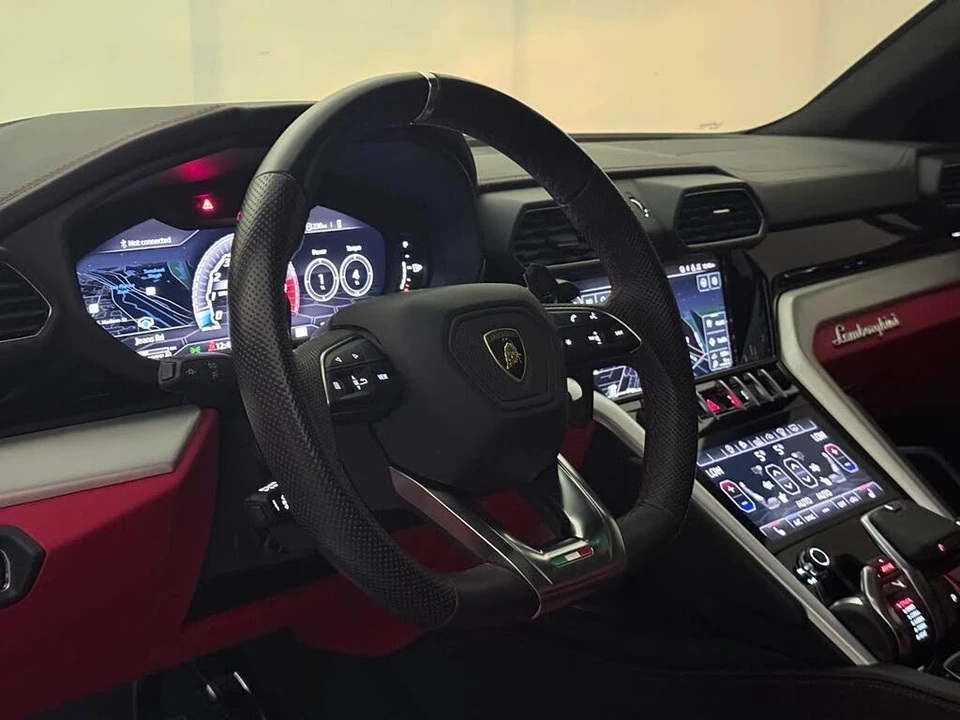 2020 Lamborghini Urus - Image 20 of 31