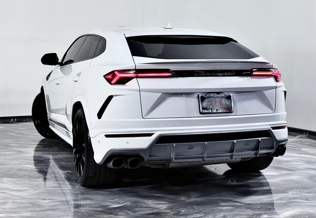 2020 Lamborghini Urus - Image 8 of 31