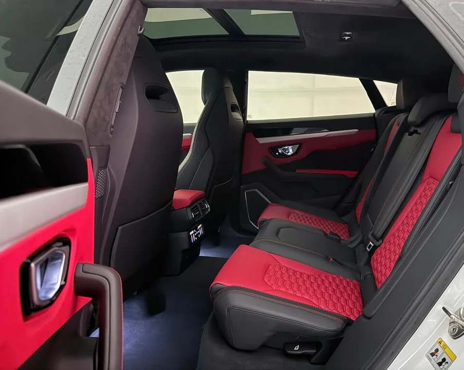 2020 Lamborghini Urus - Image 22 of 31