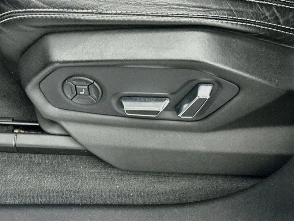 2020 Lamborghini Urus - Image 21 of 31