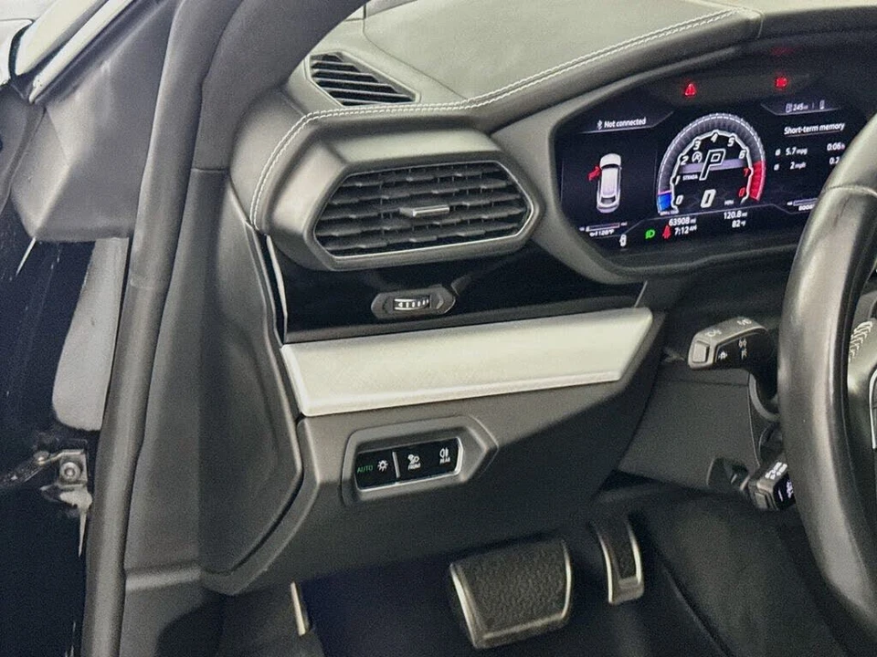 2020 Lamborghini Urus - Image 10 of 31