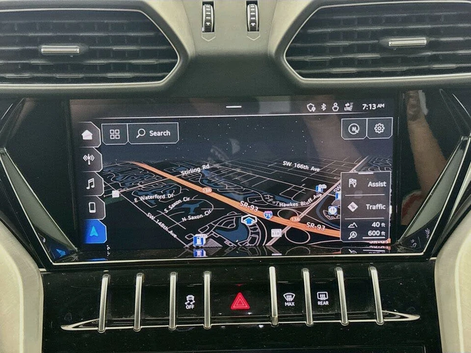2020 Lamborghini Urus - Image 13 of 31