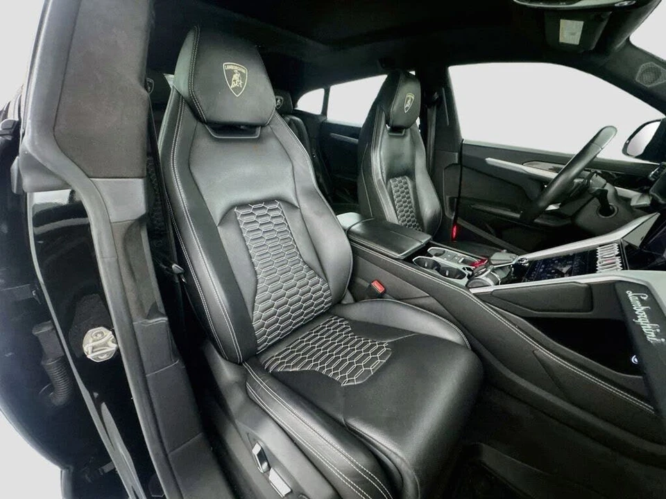 2020 Lamborghini Urus - Image 30 of 31