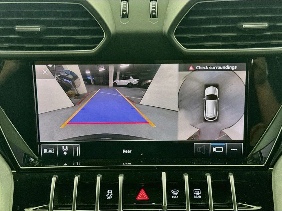 2020 Lamborghini Urus - Image 14 of 31