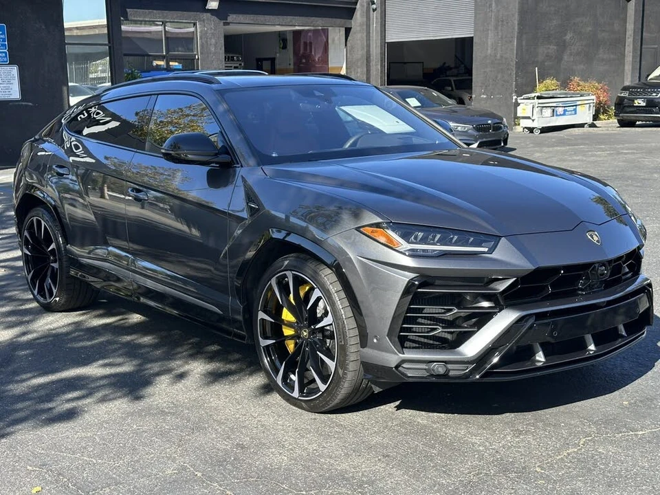 2020 Lamborghini Urus - Image 7 of 30