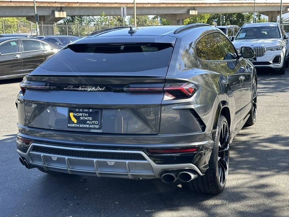 2020 Lamborghini Urus - Image 9 of 30